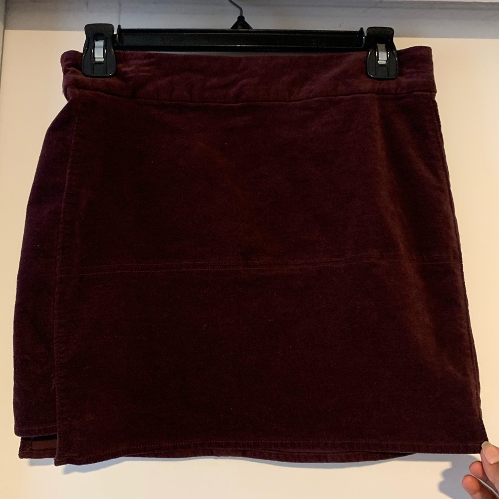 Mini velvet skirt 🥀